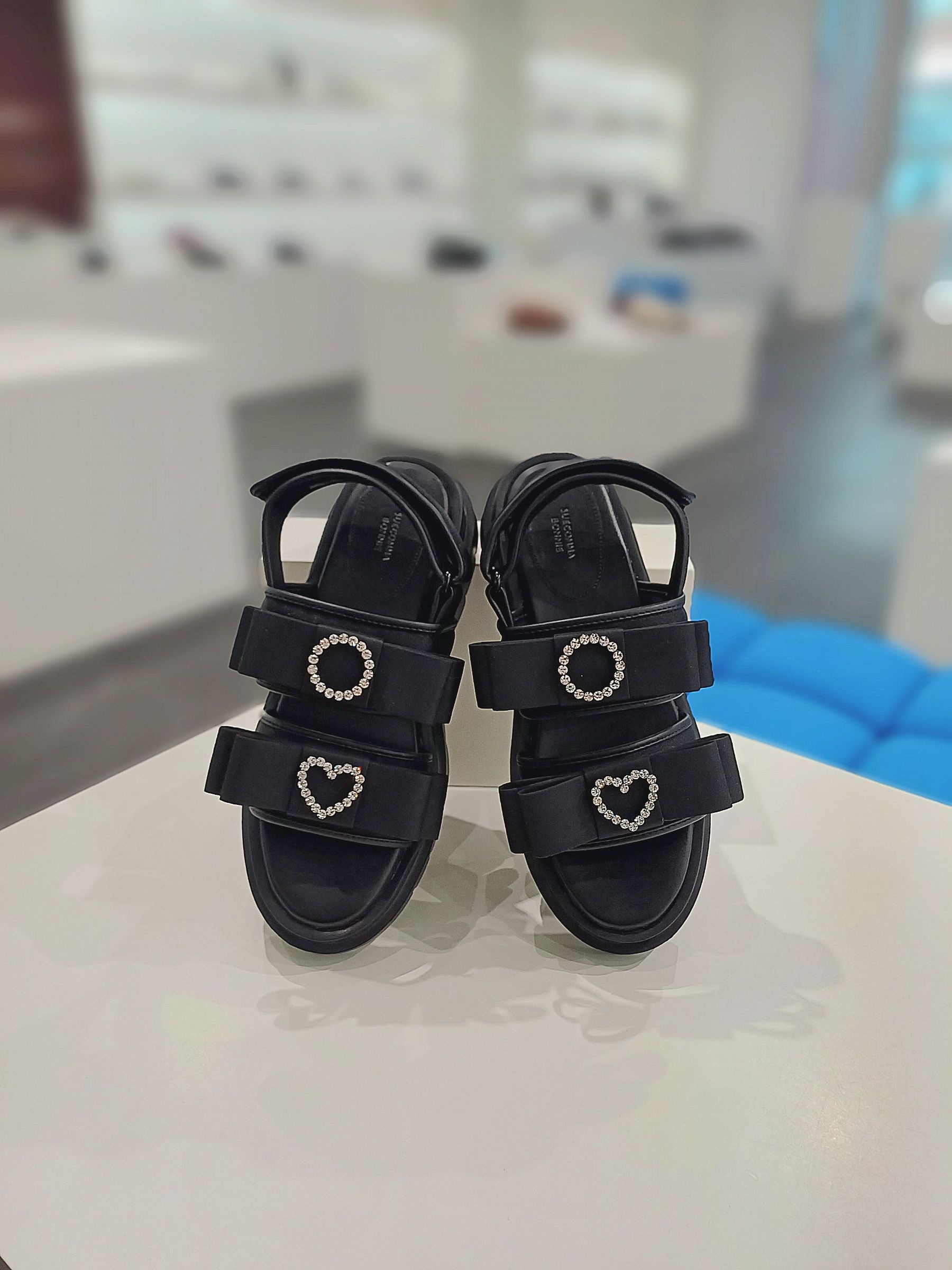 슈콤마보니 Ribbon point sandal black DW2AM25006BLK/DG2AM24011BLK GH