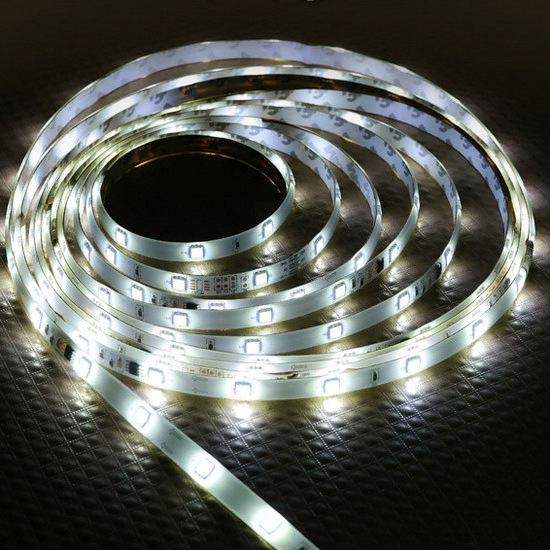 ����Ʈ�� COMS LED ������ �÷��ú� �� ��� 500cm