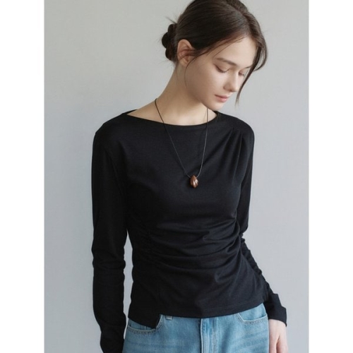 포토리뷰 Boat-neck Soft Drape Shirring T-shirt Black AT6TSA018BK 1082548