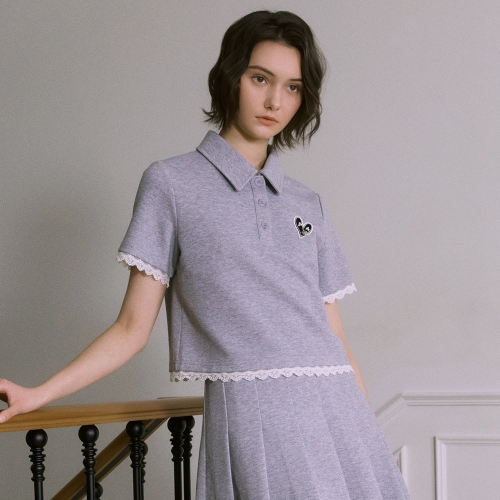 영흥 샤틴 Selected 와펜 포인트 티셔츠 O242T502