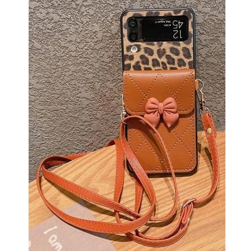 유니커블 갤럭시Z 플립4 리본포켓 스트랩 케이스_이미지