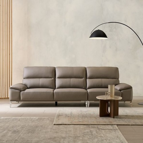 ����Ʈ �� ������ õ������ ���� 4�ο�