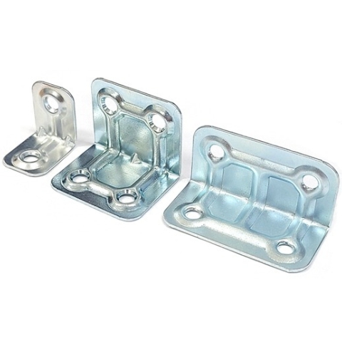 엠보꺽쇠 A06 (15mm x 18mm x 2.3T)_이미지
