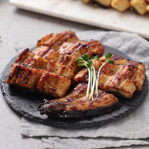 우등수산 영광 민물장어 선물세트 3~8미 2kg 손질후 1.4kg (1개)_이미지