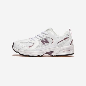 뉴발란스 키즈 530 PZ530SR 버건디이미지입니다. 누르면 해당 게시물로 새창이동합니다.