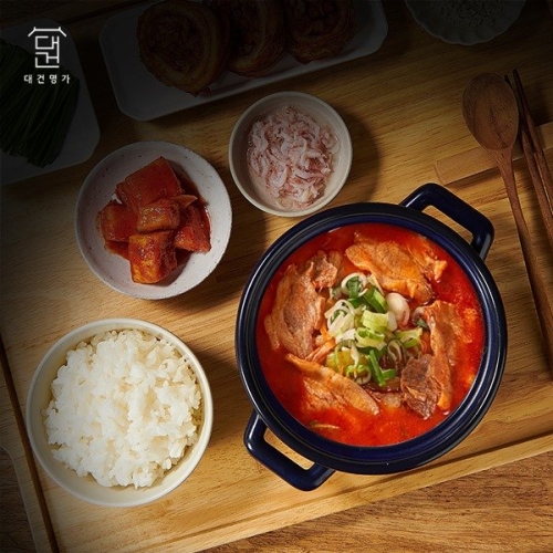 대건명가 엄마가 보낸 얼큰돼지국밥 660g (3개)_이미지