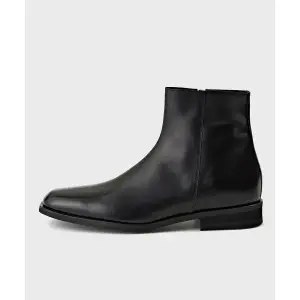 ����Ʈ ODIN BLACK VIBRAM 843024