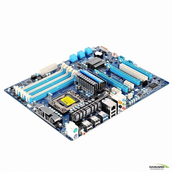 GIGABYTE GA-X58-USB3