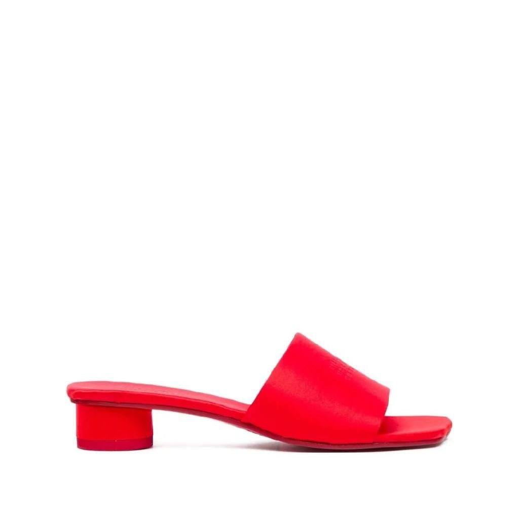 메종마르지엘라 엠보스드 블록 힐 샌들 S59WP0211P5560 T