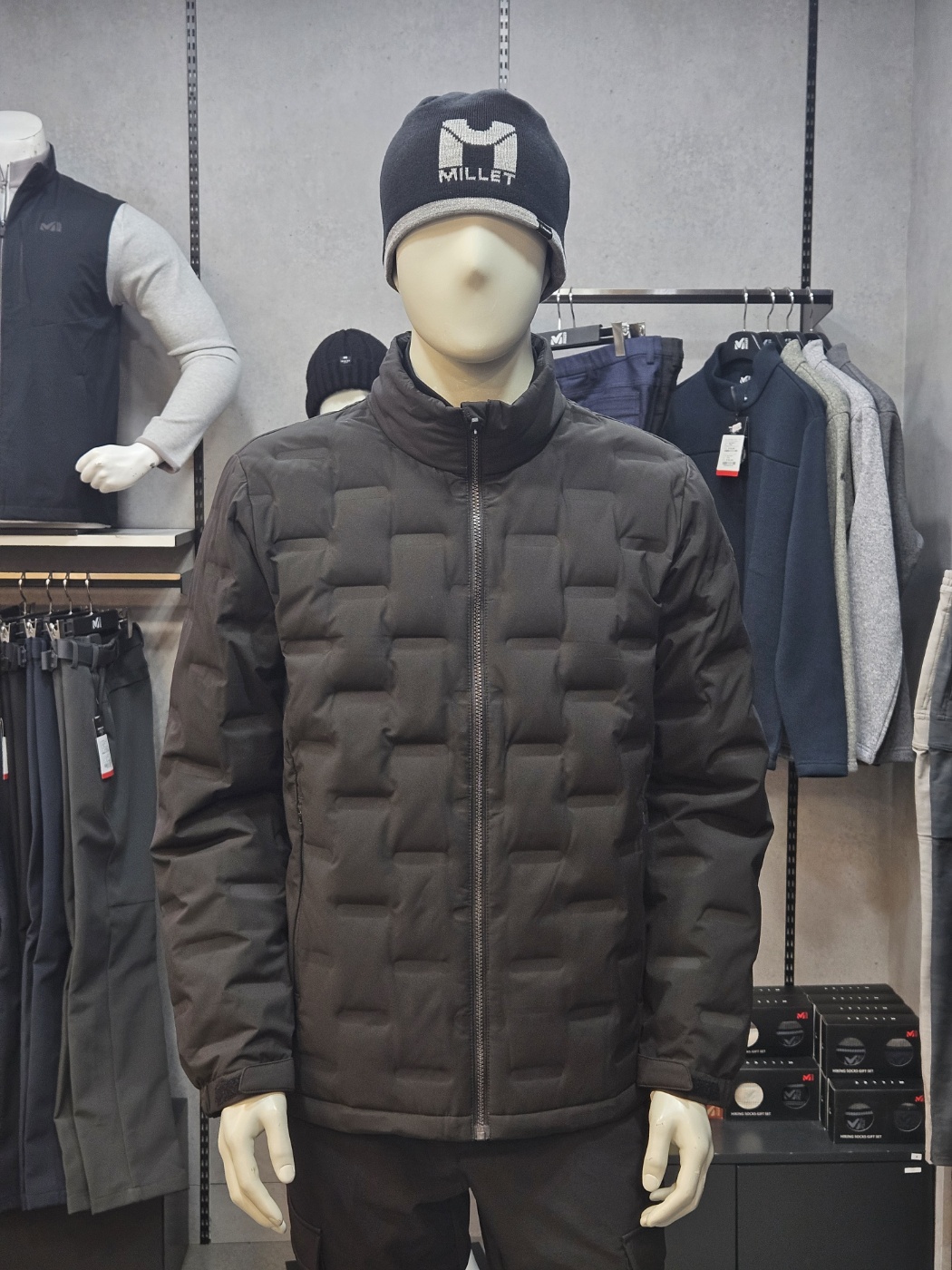 밀레(MILLET) 블롱 핫멜트 튜브 경량다운 점퍼 MUTWD427