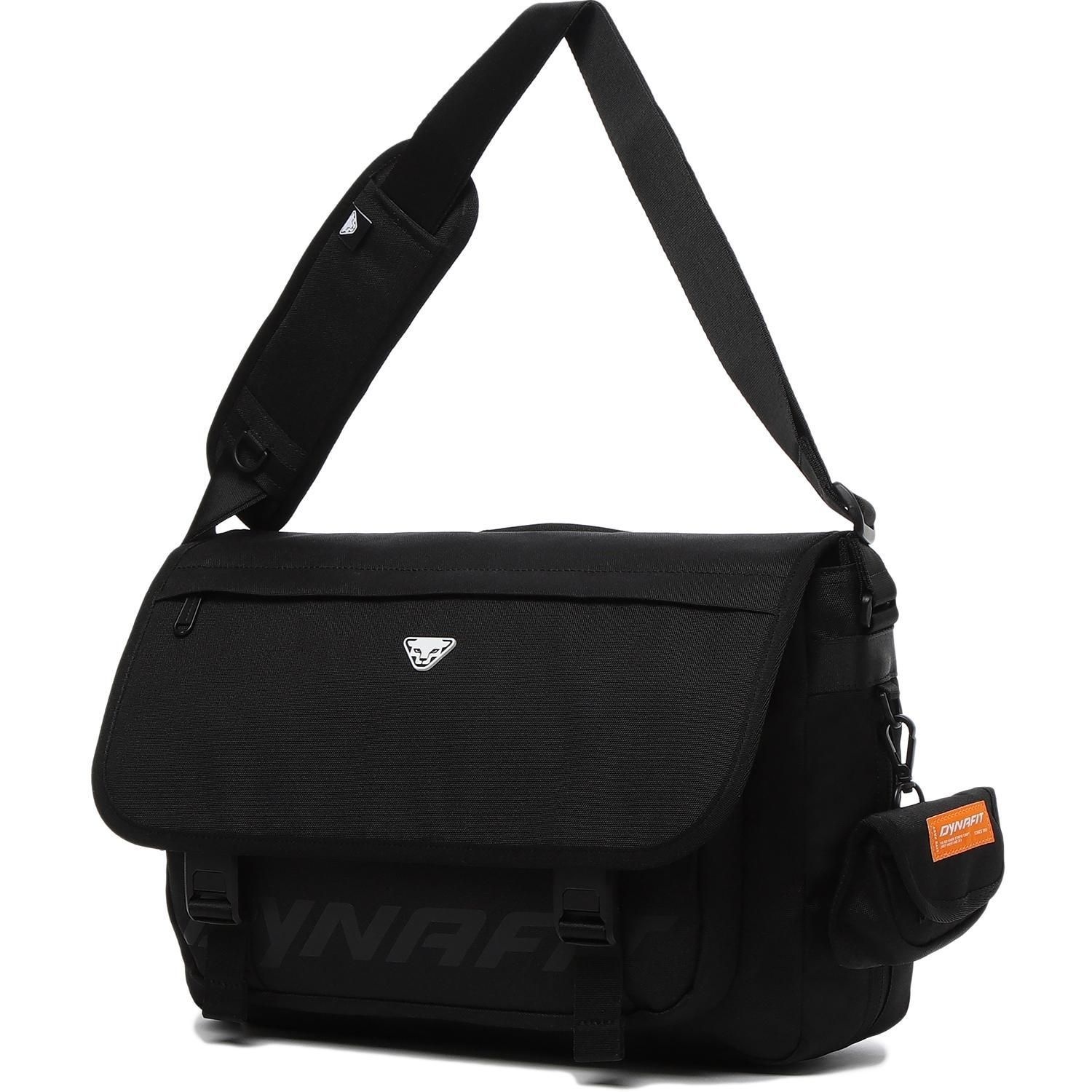 다이나핏 공용 트윈덤 메신저백 Black YUA24B12Z1 YUA24B12Z1DT