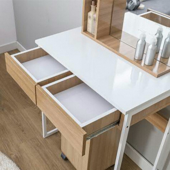 �������� �׿� ��� ȭ��� 700