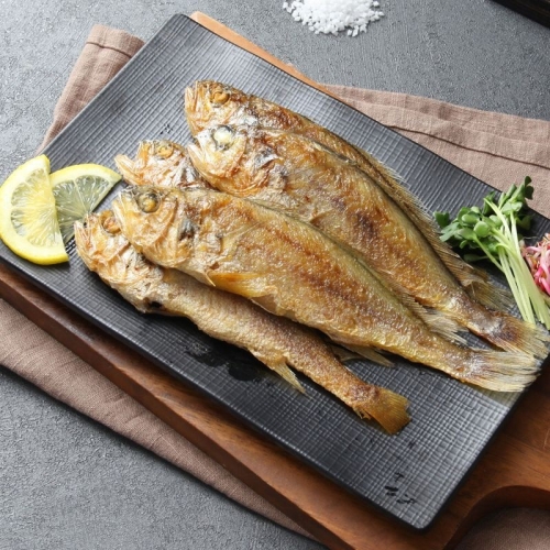 법성포영광굴비 영광 참맛 진굴비 40미 1.6kg (1개)
