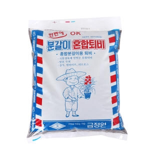 정한그린 분갈이 혼합퇴비 8L 분갈이흙 화분 거름 용토 배양토 텃밭 비료 흙_이미지