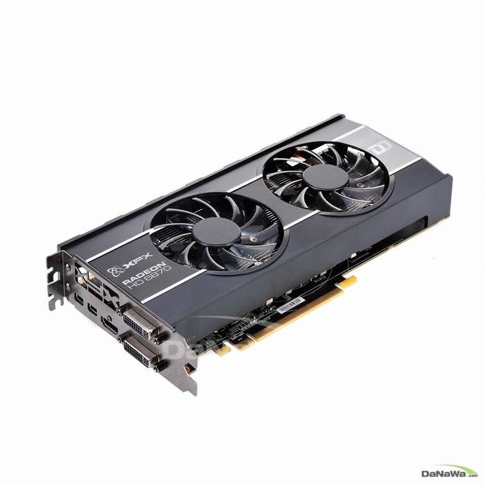 XFX �󵥿� HD 6870 DD Edition D5 1GB ����Ż�׸���