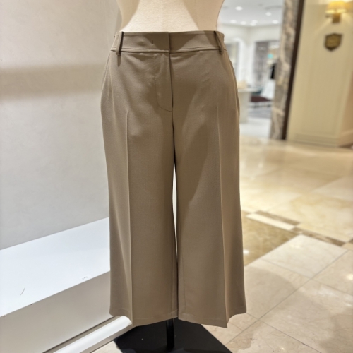 쉬즈미스 백밴딩 스트레이트 셋업 팬츠 SWSSLP2207L이미지입니다. 누르면 해당 게시물로 새창이동합니다.