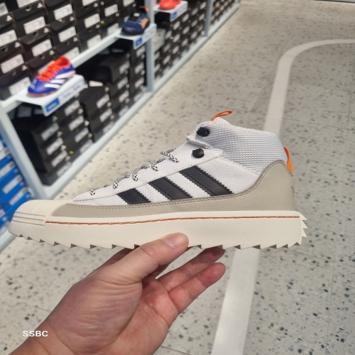 아디다스 키즈 슈퍼스타 트렉 방한 부츠 IG4316 5G1126903