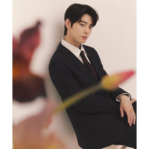 리버클래시 차은우 PICK LLF26630 다크네이비 릴렉스핏 풀라이닝 노치트라펠 투버튼 셋업 자켓