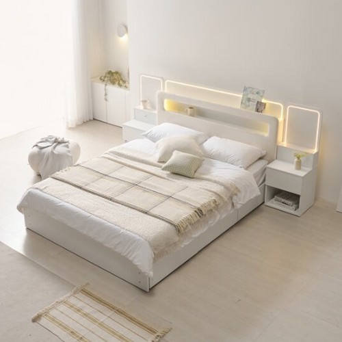 ��Ȩ �뺧 LED 3�� ������ ���� ħ�� Q