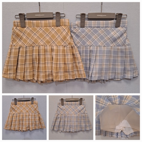 24년 여름. 초등 여아들에 완전 트랜드핏 아동 주니어 스쿨 데일리로 멋짐 체크 여름 주름 스커트 OHWH24553 BEI..