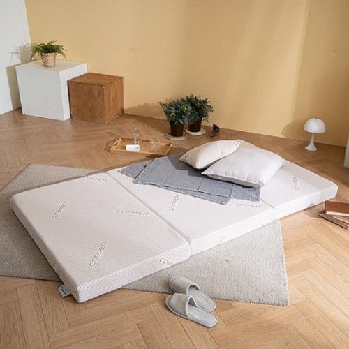 �׷��� �׷�����Ʈ ��ĭ 3�� ���̽� �޸��� ���� S