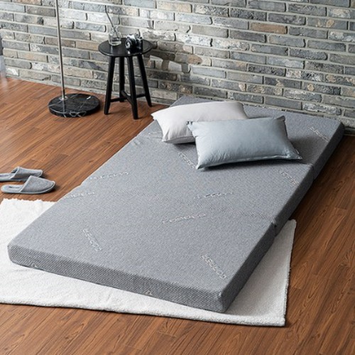 �׷��� �׷�����Ʈ ��ĭ 3�� ���̽� �޸��� ���� S