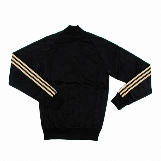 �Ƶ�ٽ� D ���۽�Ÿ ���� �˰� (P07570)