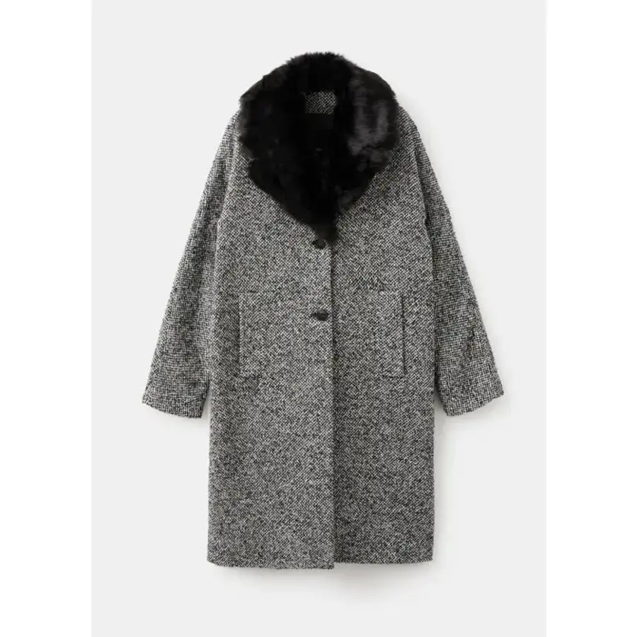 망고 얼룩 코트에 모피 칼라가 달려 있습니다 Schwarz 17048293이미지입니다. 누르면 해당 게시물로 새창이동합니다.