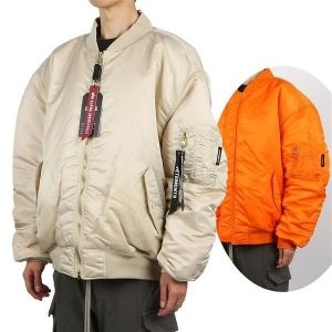  VETEMENTS UE54JA680M CREAM 리버시블 봄버 자켓