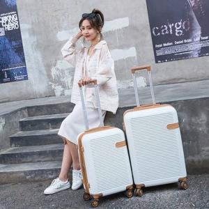 [불명] 여행용 이민용 대형 캐리어 이민 확장기능 대형가방
