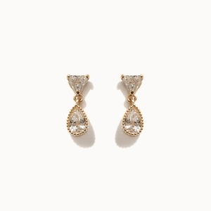 바이데이지 제이로렌 11G0131 14K 골드 2단큐빅 귀이미지입니다. 누르면 해당 게시물로 새창이동합니다.