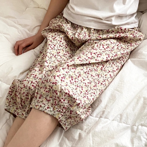 마메든 꽃무늬 7부 파자마/여성 여름 잠옷바지 고쟁이이미지입니다. 누르면 해당 게시물로 새창이동합니다.