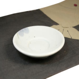 단고재 백자 달개비문 소주잔받침 / 잔받침 술잔받침 제기 찻잔 녹차잔 보이차잔 다도용품 다도교육_이미지