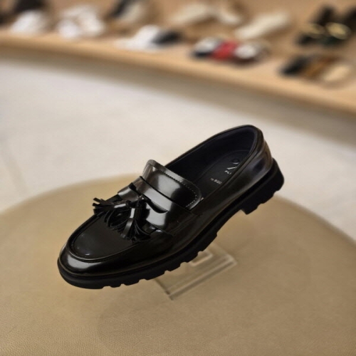 소다 여성 캐주얼 청키 태슬로퍼 블랙 ARS5044210