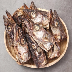 백송식품 깊은맛육수 황태머리 북어머리 황태대가리 150g 가정용_이미지