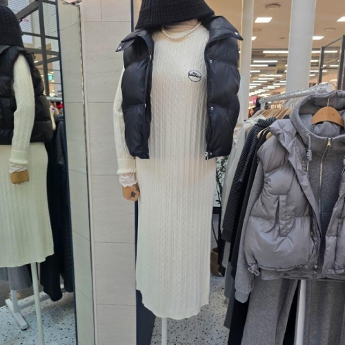 에잇컨셉 8CONCEPT HC03 세빈 OP 니트 원피스 C25L3FOP011IVFR S44369566