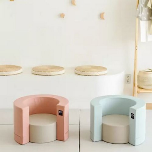 디자인스킨 터널플러스 유아 가죽 소파 1인용이미지입니다. 누르면 해당 게시물로 새창이동합니다.