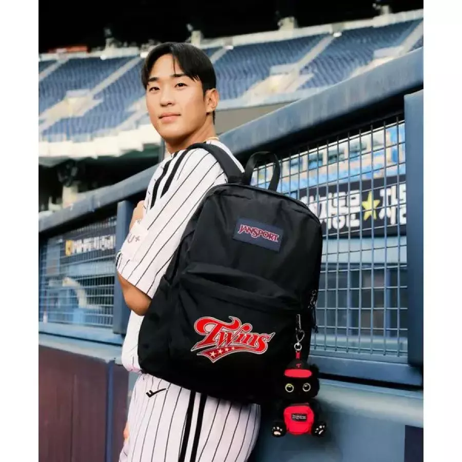 JSPU262MBBP031BK000 데일리백팩 X LG TWINS 슈퍼브레이크 BLACK 6815824