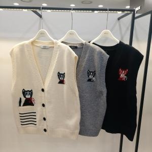 루즈핏 브이넥 니트베스트 AFY4GV32