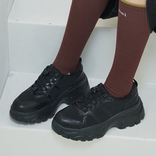 론칭가179,000 플랫폼 스니커즈 EBAL167108