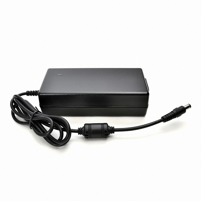 �������� 12V 5A �����