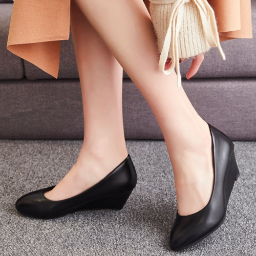 내외개발 806 여성구두 웨지힐 발편한 4cm 통굽 펌프스  6838926_이미지
