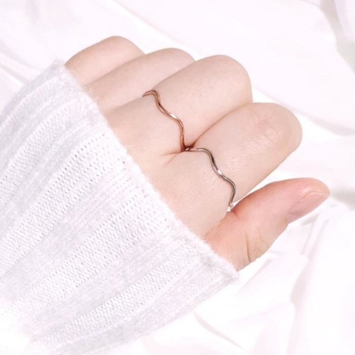 이어넥핸즈 변색안되는 써지컬스틸 웨이브실반지 실버 핑크골드 7248139_이미지