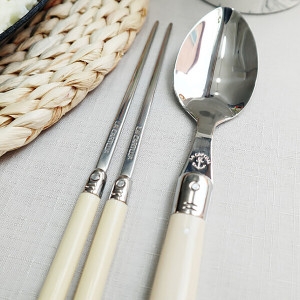 까르투하 라귀올 커트러리 수저 세트 양식기