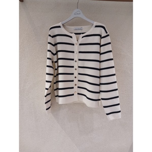 ���������� �ܰ����Ʈ M261JKT205