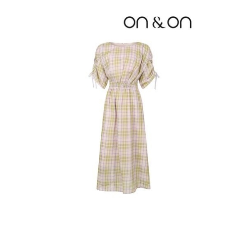 온앤온 체크 소매 셔링 트임 반팔 원피스 MW2MO495_이미지