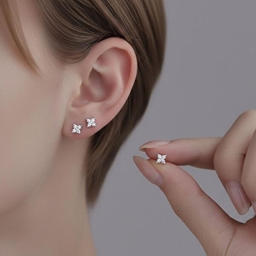 패션 심플 행운 포인트 네잎클로버 귀걸이 데일리 이어링 47588192
