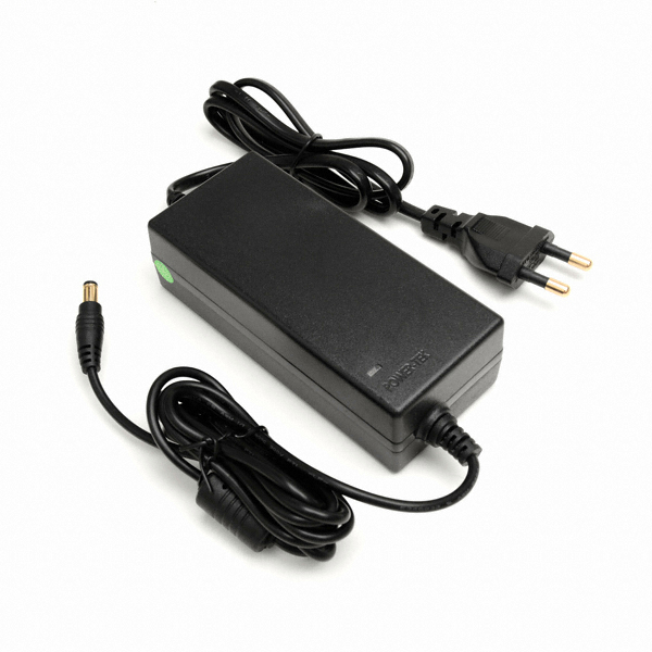 파워텍 16.8V 2A 리튬이온 충전어댑터이미지입니다. 누르면 해당 게시물로 새창이동합니다.