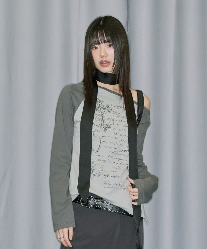 오드스튜디오 크로스 오너먼트 오프숄더 래글런 롱 슬리브 GRAY 435175_이미지