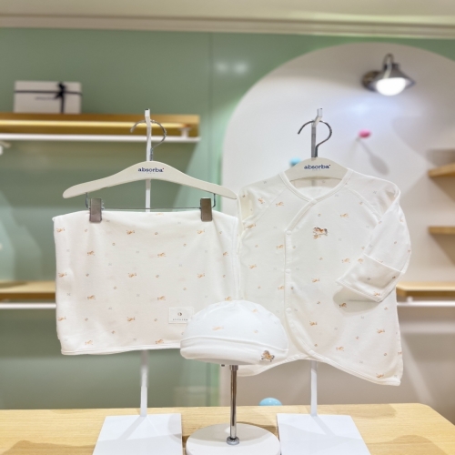 ���Ƿ���F&C �мҹ� HM ��������� �̿� �ټ� ��� 3����Ʈ A6A2C10126